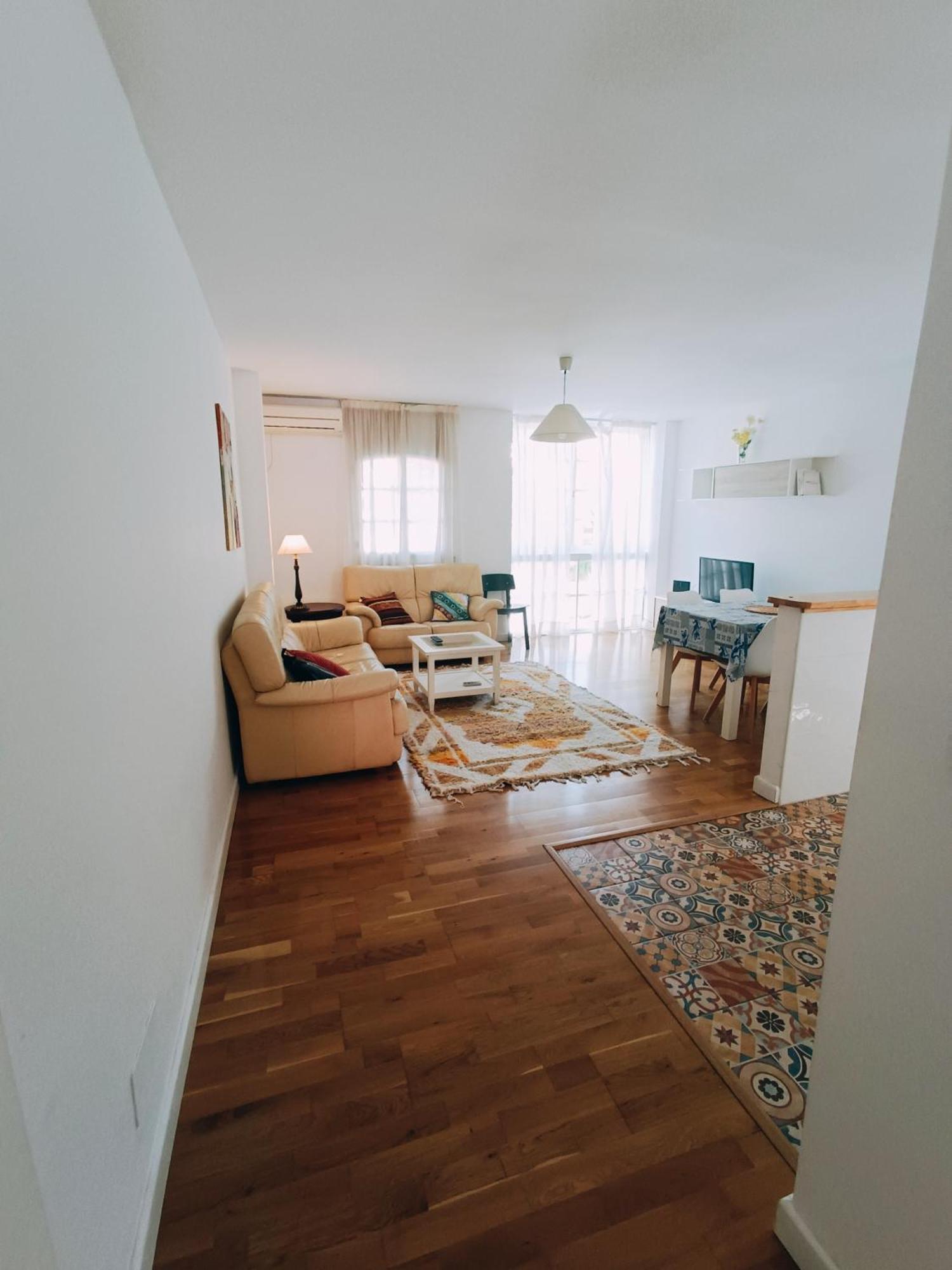 Bolivia Beach Apartments Malaga Zewnętrze zdjęcie